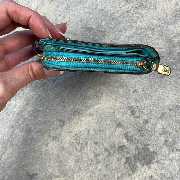 Louis Vuitton Limited Edition Groom Compact Snap Zip Wallet Bellboy Monogram - Picture 7 of 17